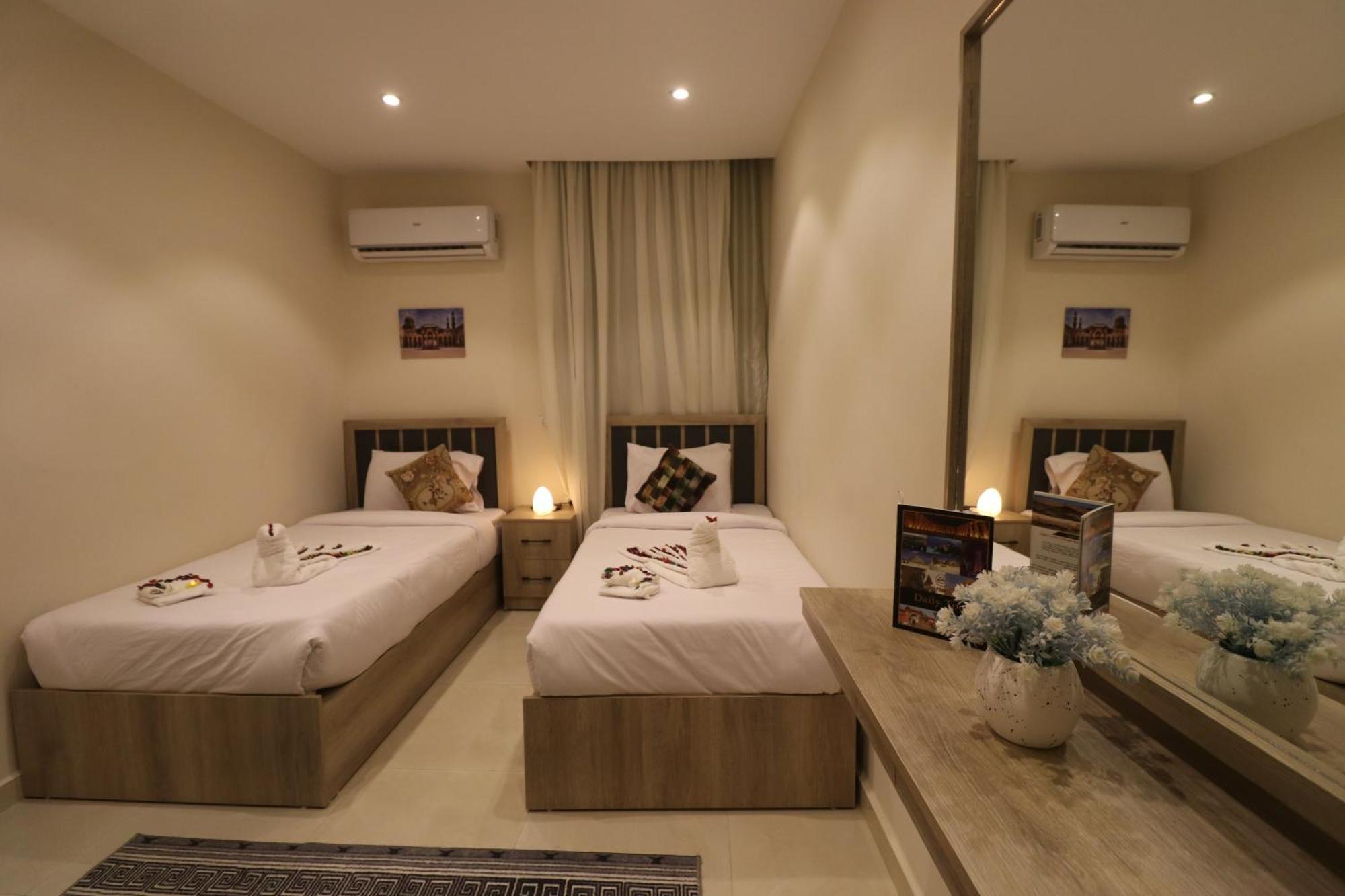 Locanda Pyramids Hotel Kafret el-Gabal Esterno foto