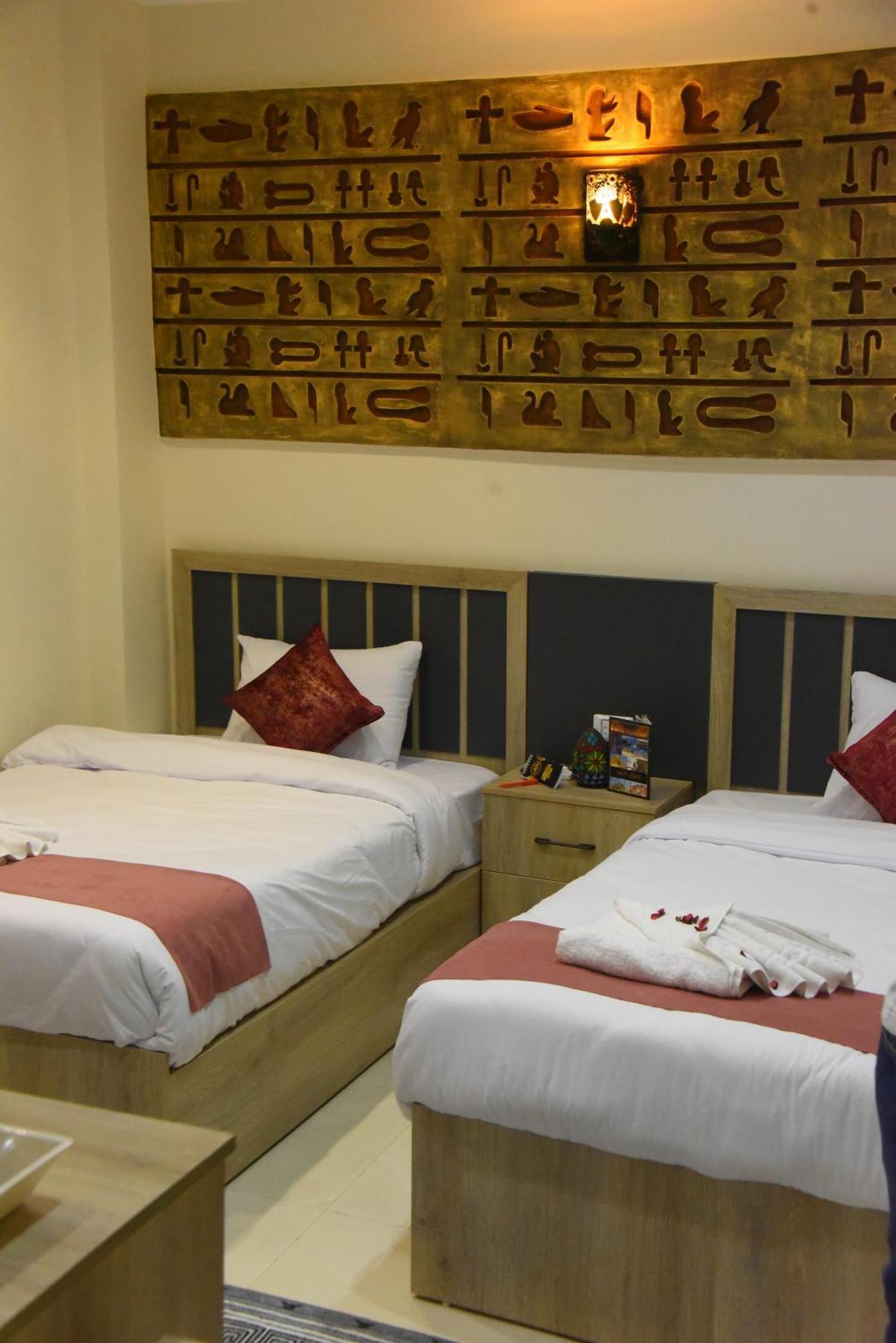 Locanda Pyramids Hotel Kafret el-Gabal Esterno foto