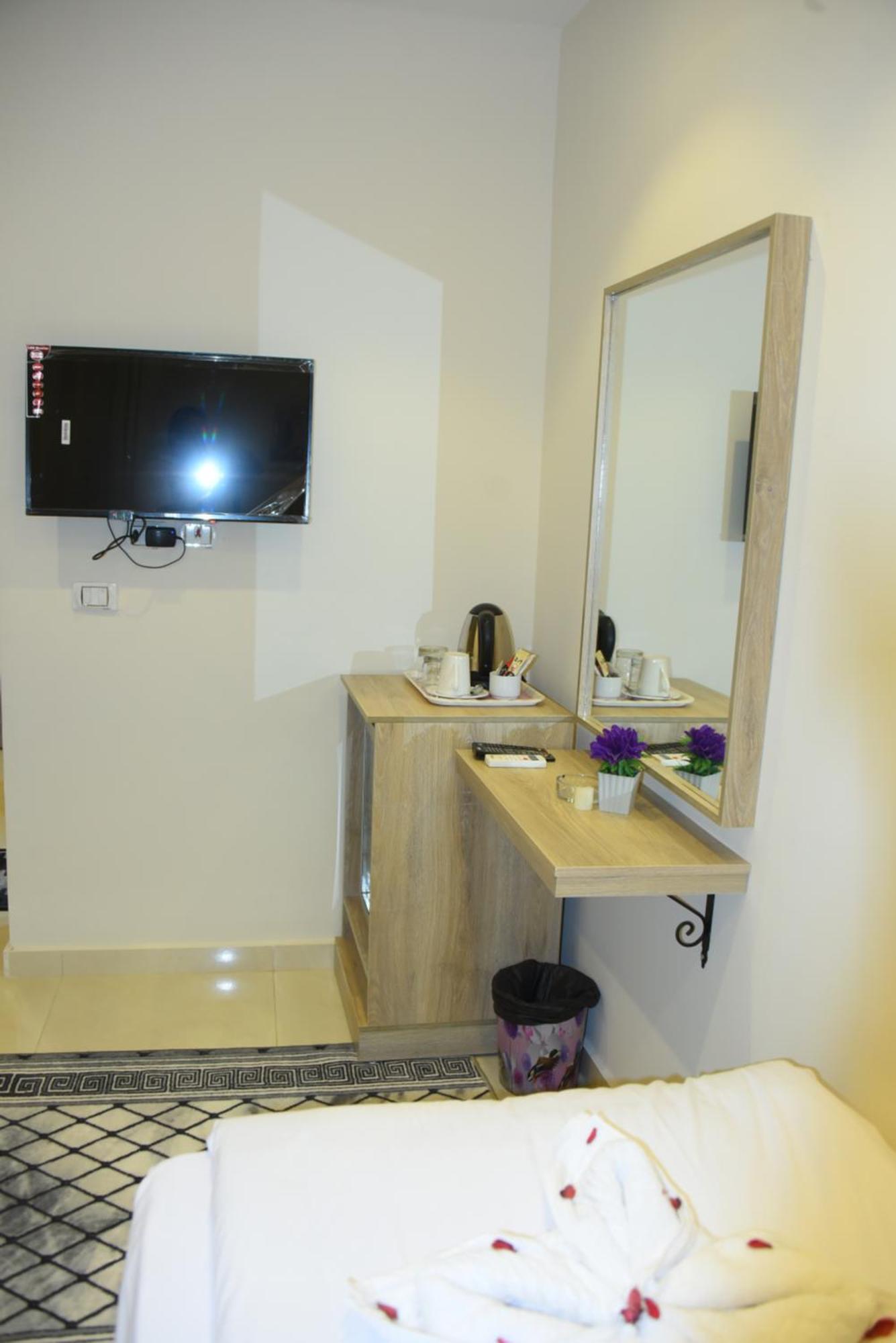 Locanda Pyramids Hotel Kafret el-Gabal Esterno foto